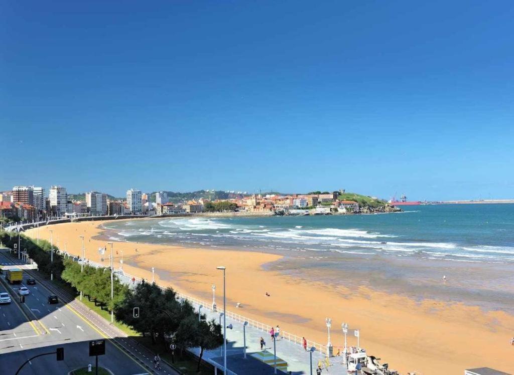 La Buhardilla Appartamento Gijón Esterno foto